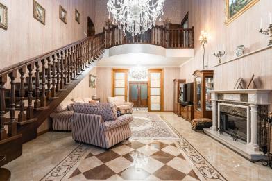 Дом, Антоновка к/п (Зименки), 735 кв.м