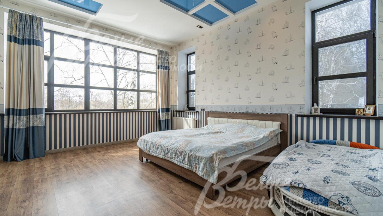 Спальня 24 кв.м на втором этаже