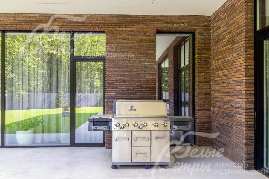 Зона барбекю на террасе