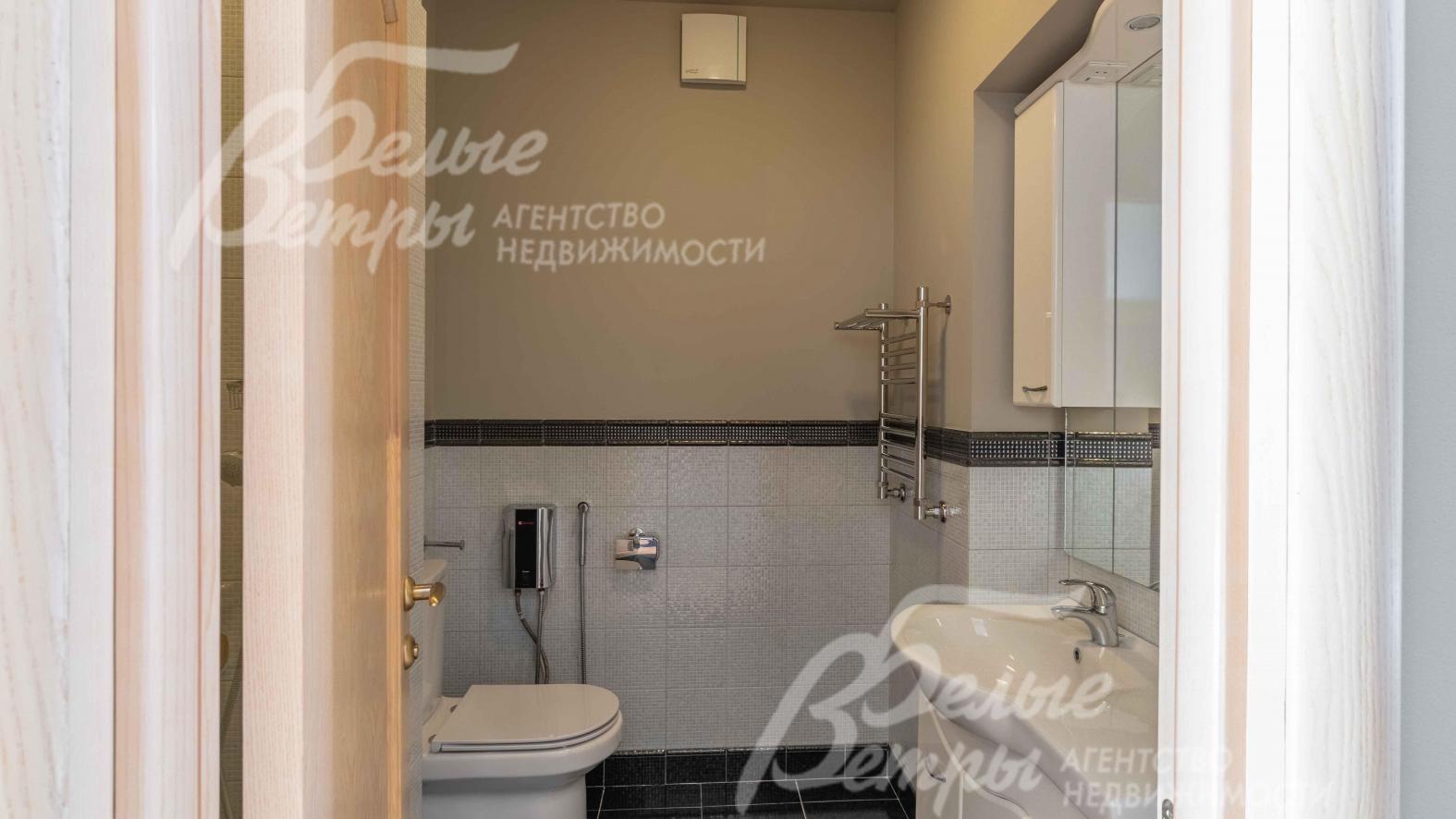 Санузел на первом этаже