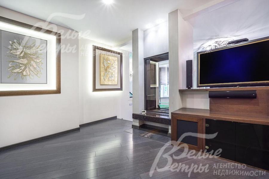 Профессиональное оборудование для TV и DVD.