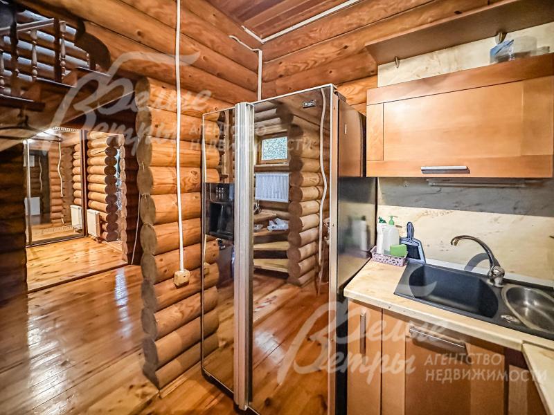 Двустворчатый холодильник