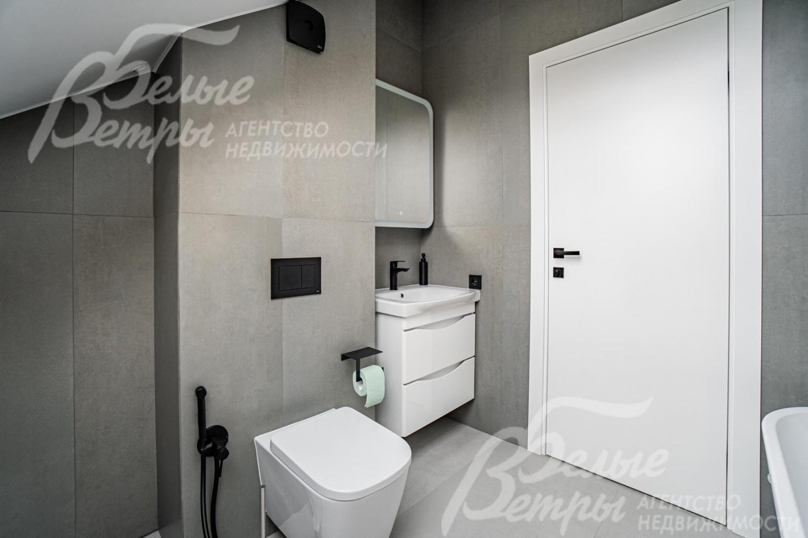 Санузлы полностью оборудованы