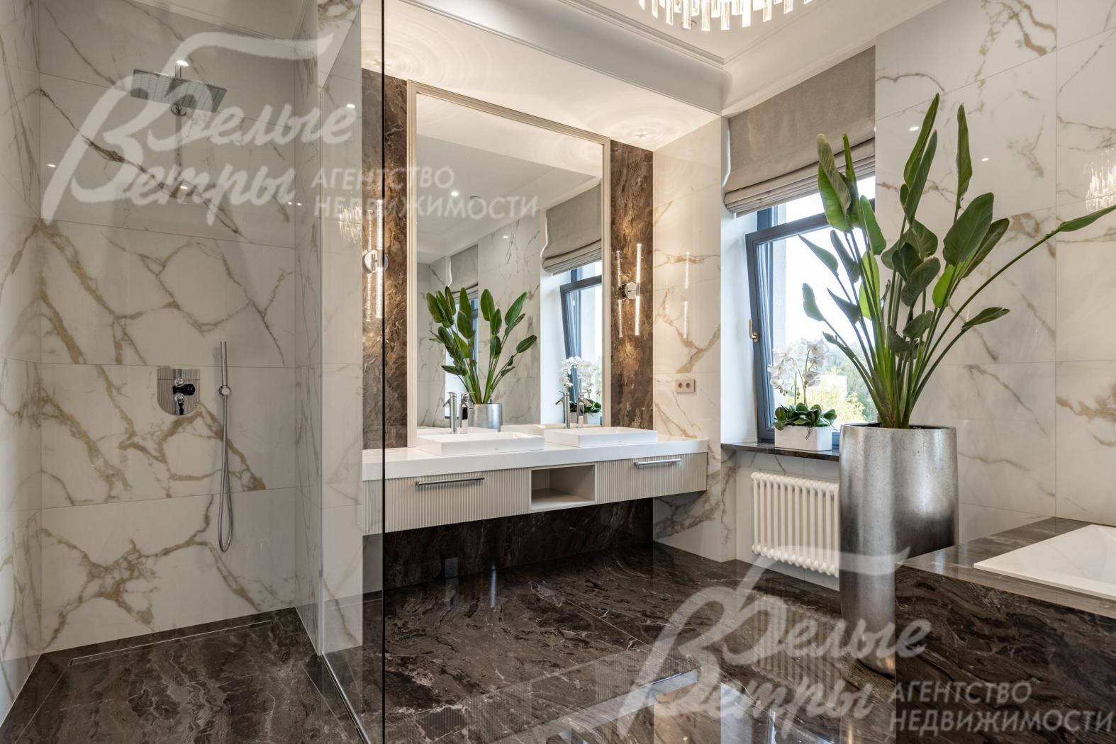 Санузел при главной мастер спальне