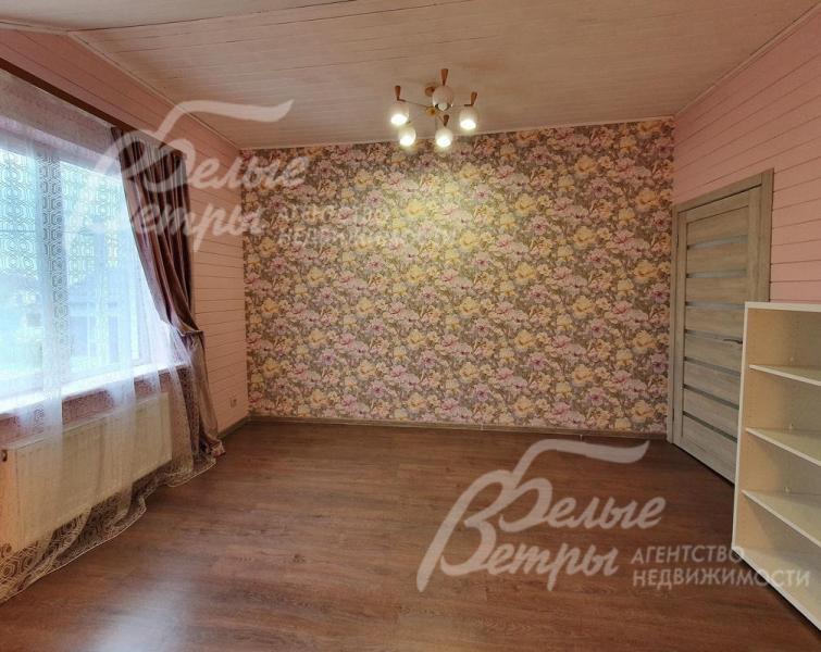 Детская комната для девочки на втором этаже