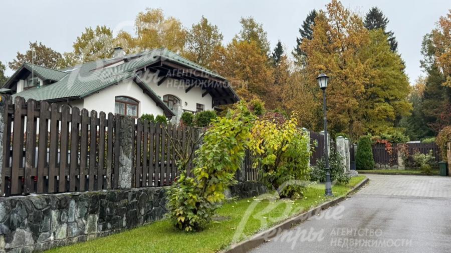 Обжитой клубный поселок Времена года в Новой Москве
