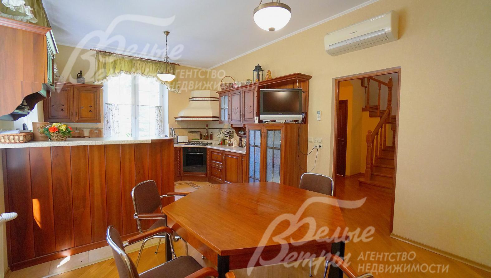 Кухня 21 кв.м